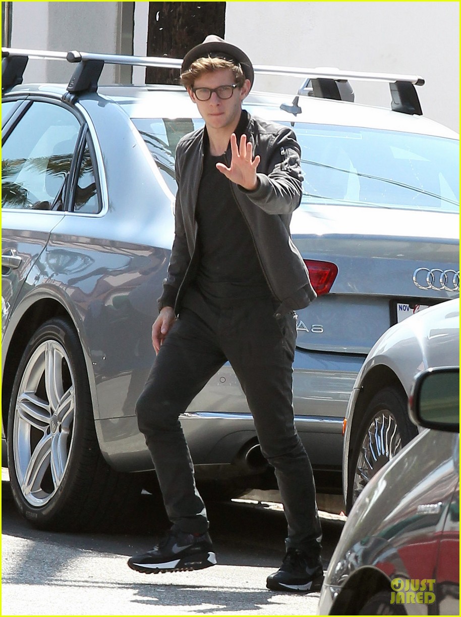 jamie bell pacific palisades lunch with pal 052938632