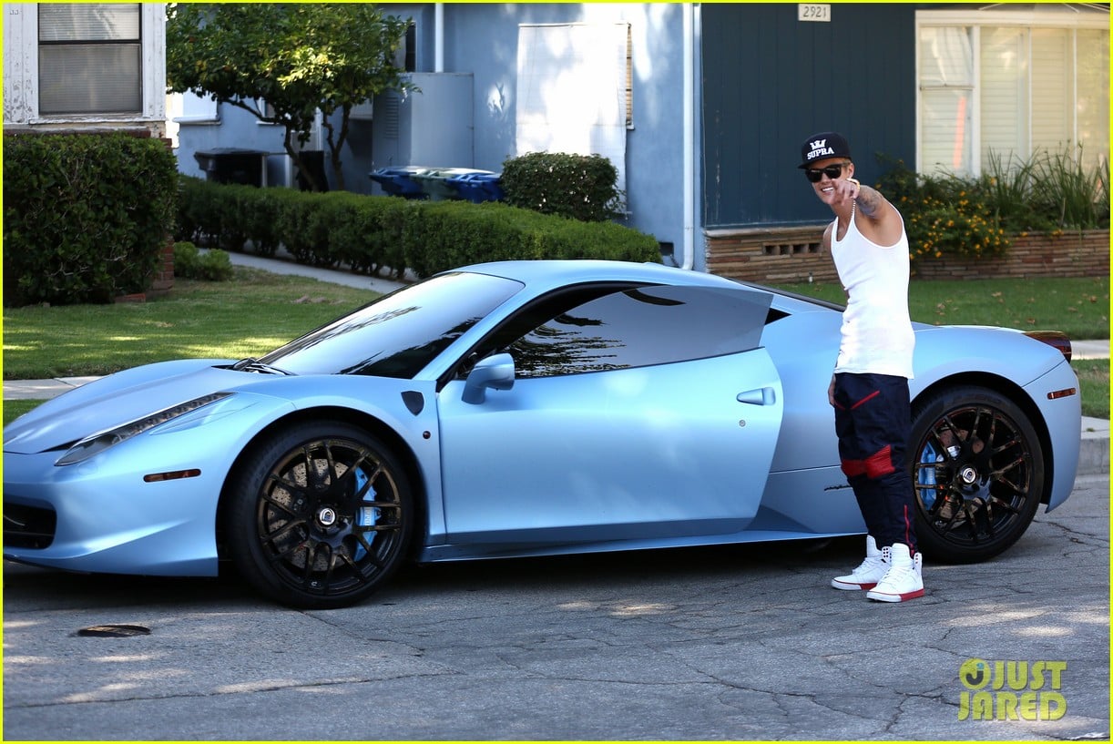 Justin Bieber's Nude Guitar Photo Spoofed by Emblem3!: Photo 2931145