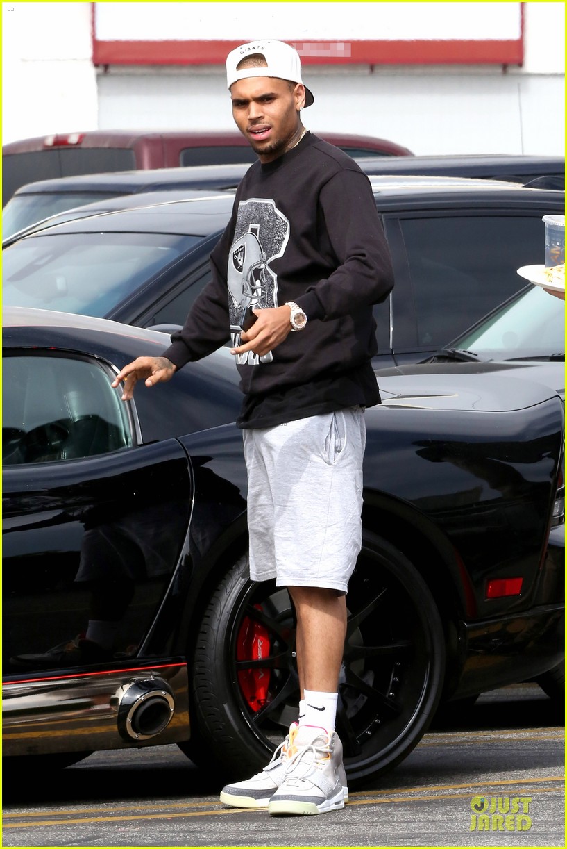 chris brown shoots love more music video 062922571