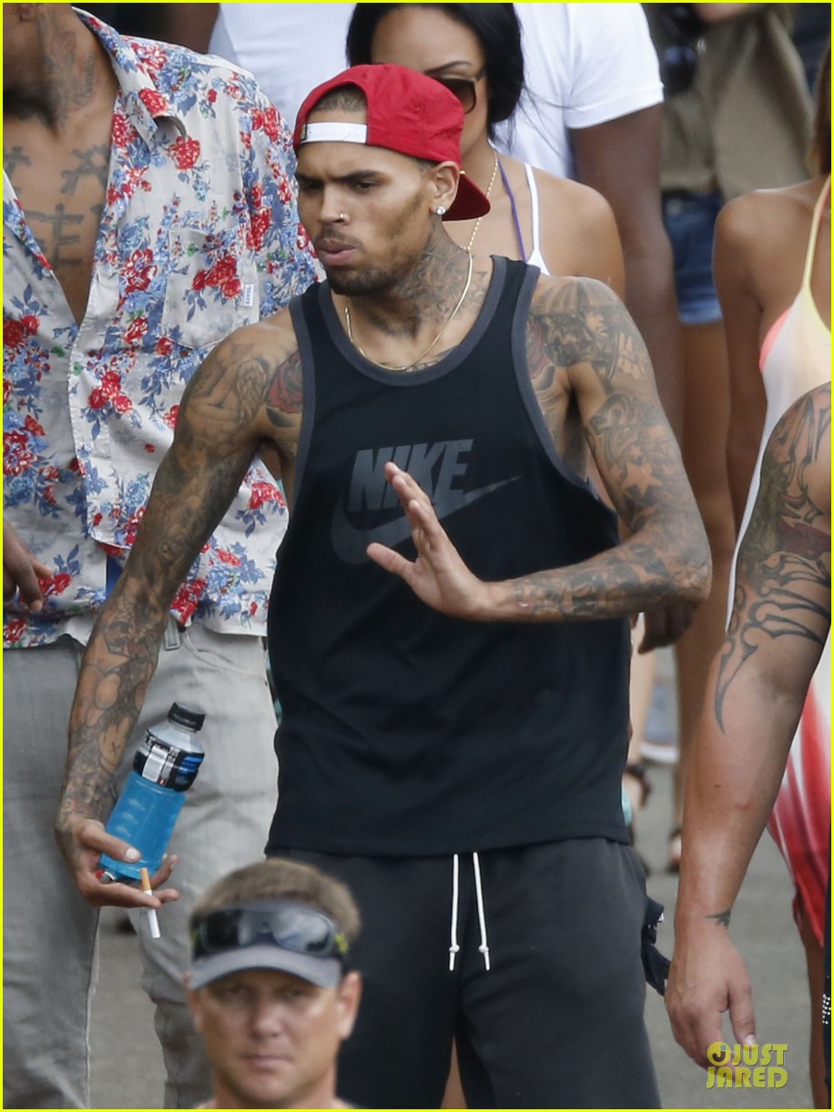 chris brown ill fulfill my requirements as man leader 04