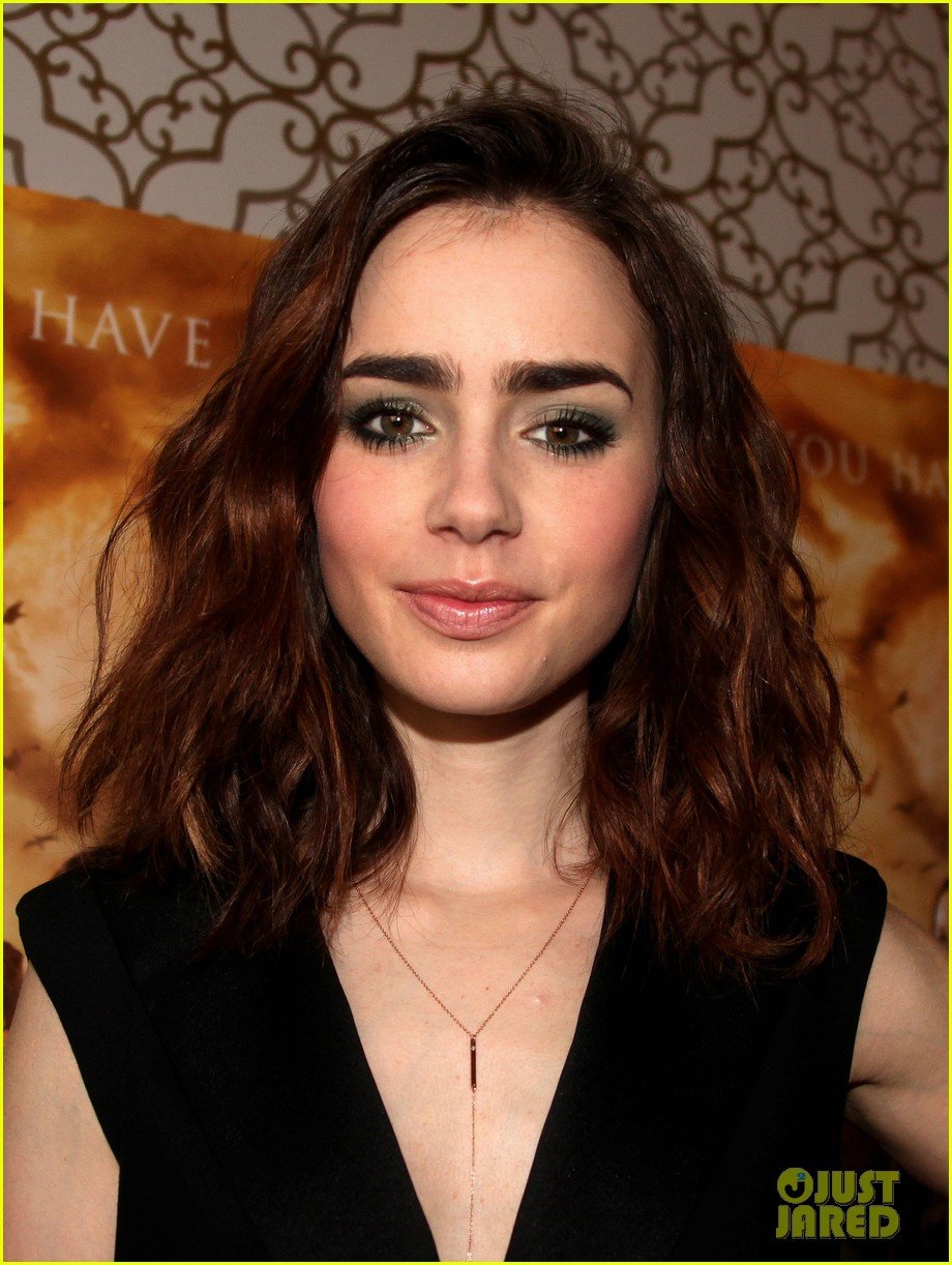 lily collins mortal instruments norway photo call 082936194