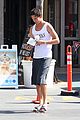 kaley cuoco walks arm in arm with ryan sweeting 16