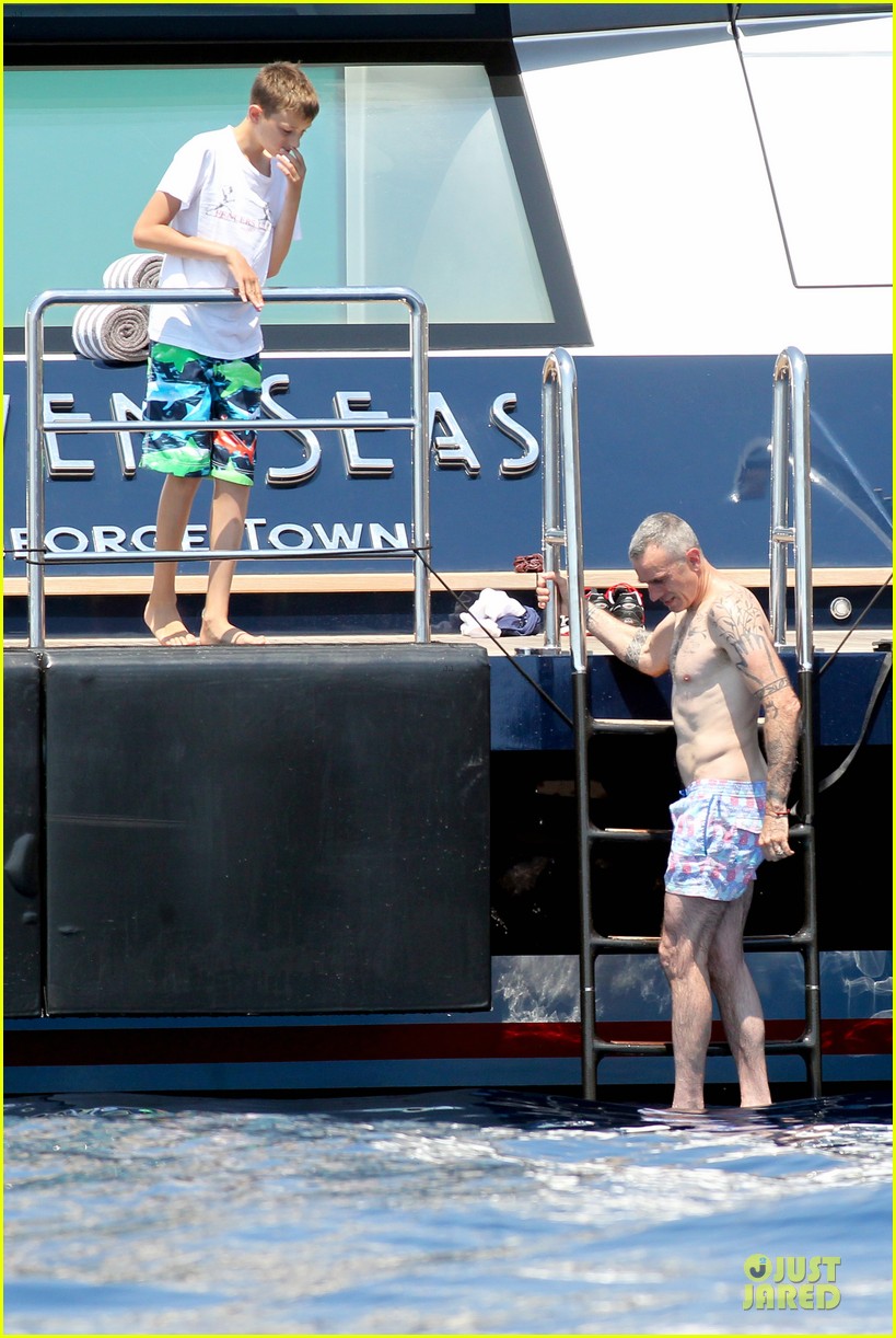 daniel day lewis shirtless yacht vacation in italy 182927615