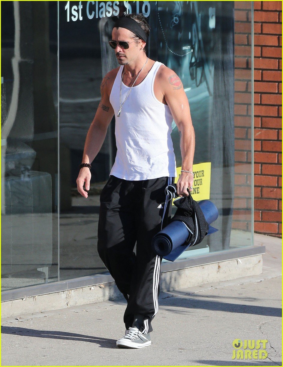 colin farrell continues yoga workout routine 052926021