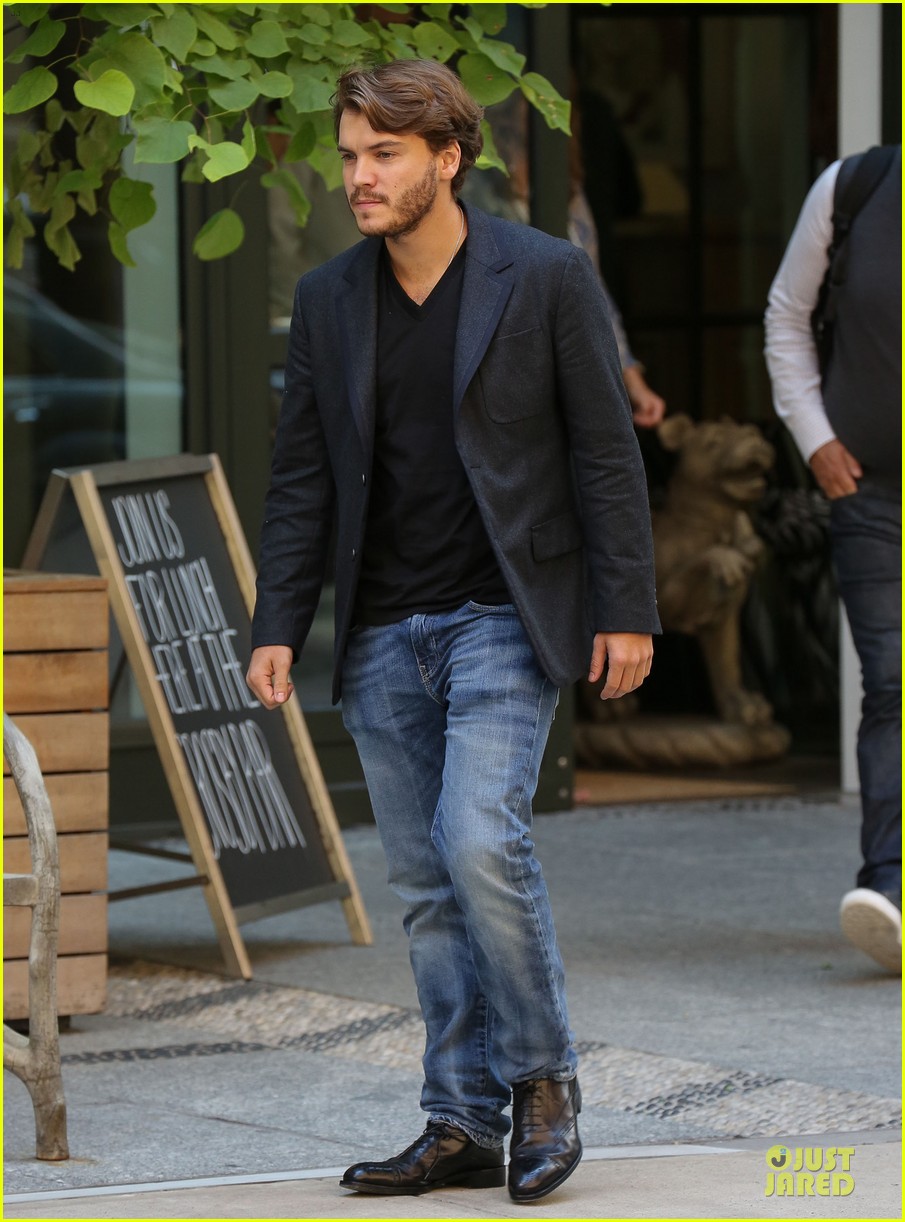 Emile Rudd Emile Hirsch & Paul Rudd: 'Prince Avalanche' Promo at Apple!: Photo ...