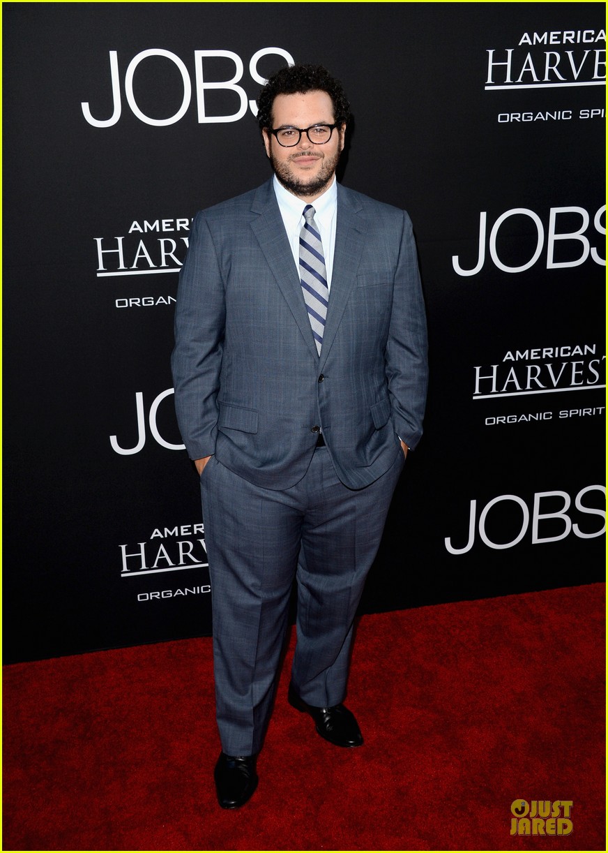 Ashton Kutcher & Ahna O'Reilly 'Jobs' L.A. Screening! Photo 2929769