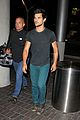 taylor lautner flies without marie avgeropoulos 06