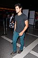 taylor lautner flies without marie avgeropoulos 22
