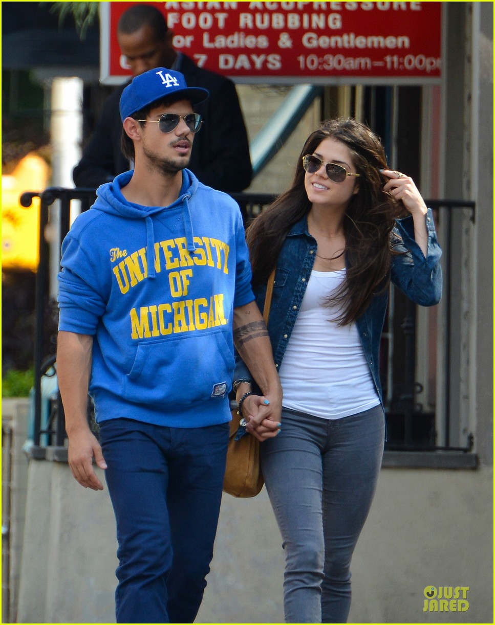 taylor lautner marie avgeropoulos romantic walk in nyc 022922969