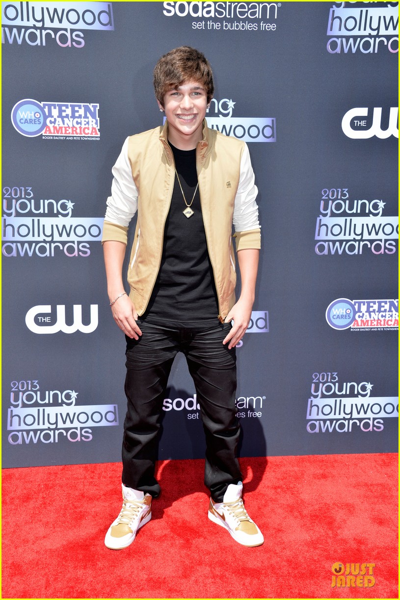austin mahone becky g young hollywood awards 2013 red carpet 01