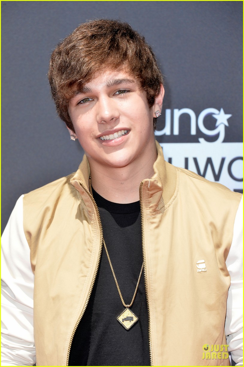 austin mahone becky g young hollywood awards 2013 red carpet 072921743