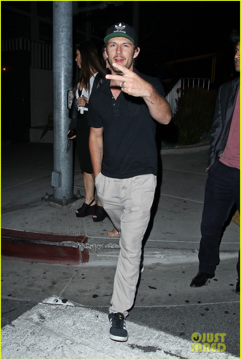 alex pettyfer parties at bootsy bellows joins instagram 02