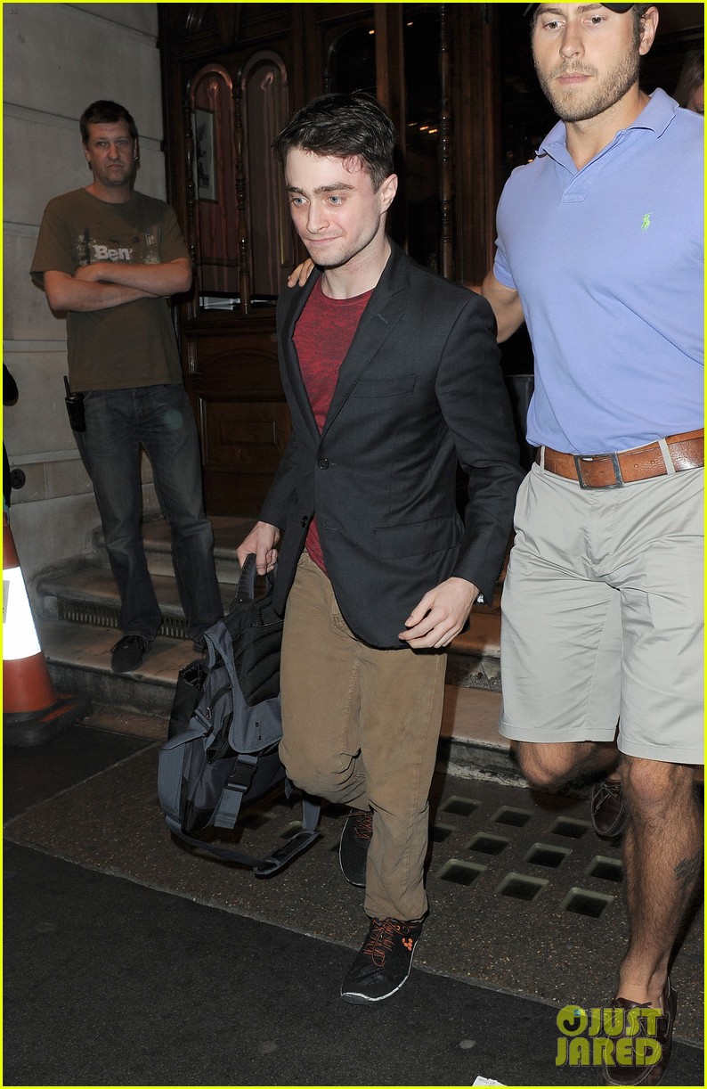 daniel radcliffe is a standup comic says juno temple 032926280