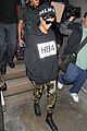 rihanna lax arrivial with the family 06