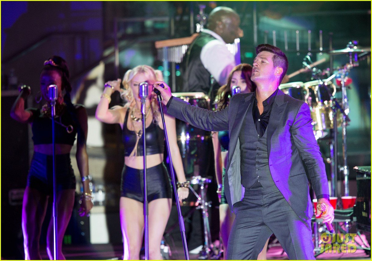 robin thicke files lawsuit to protect blurred lines 15