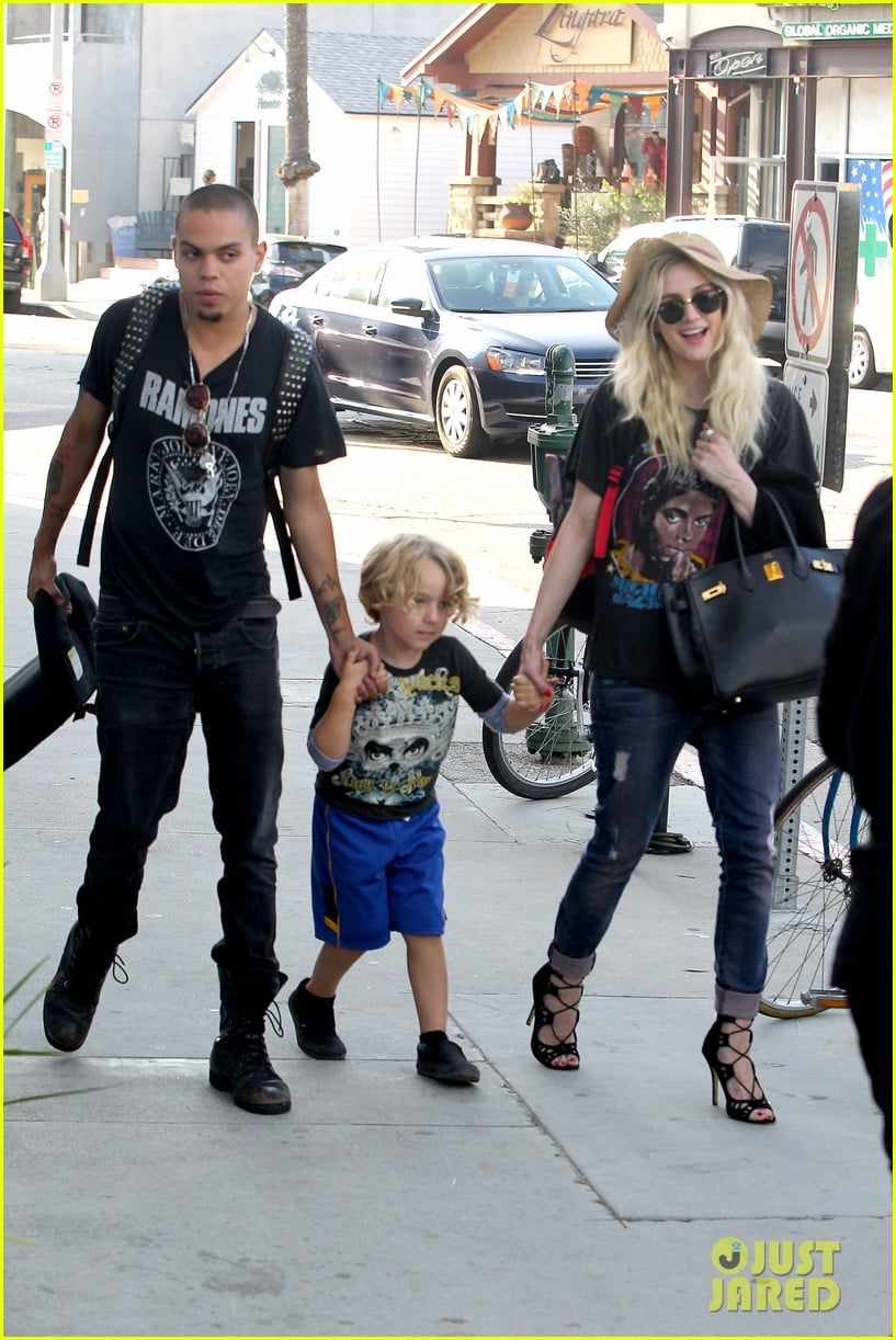 ashlee simpson bronx loves being cousin to maxwell ace 14