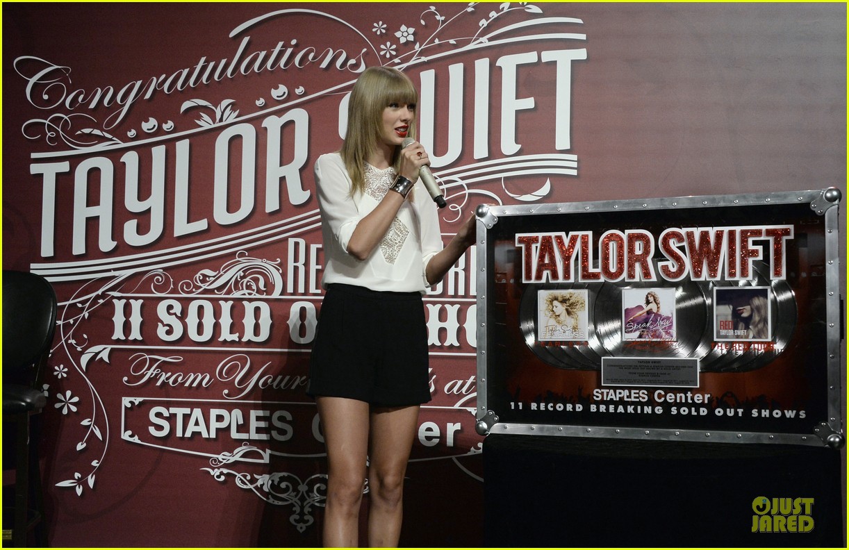 taylor swift 11 record breaking sold out shows at staples center 11