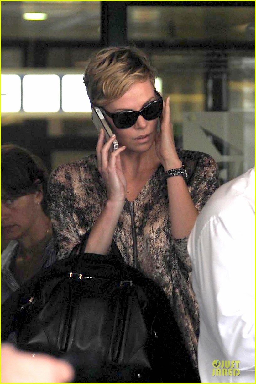 charlize theron we can be the generation to defeat aids 122922935