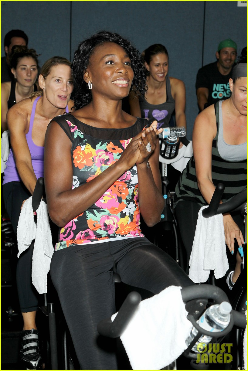 serena williams sports two hairstyles in one day 31