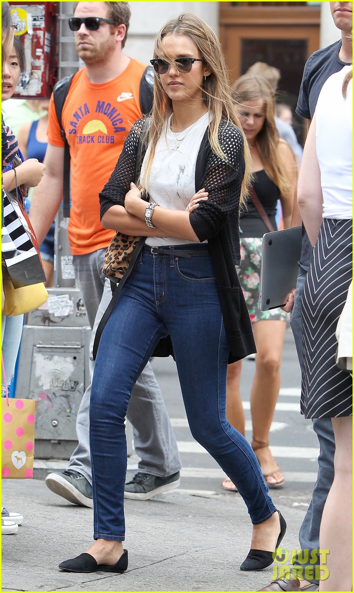 jessica alba rocks several outfits for new york fashion week 082948006
