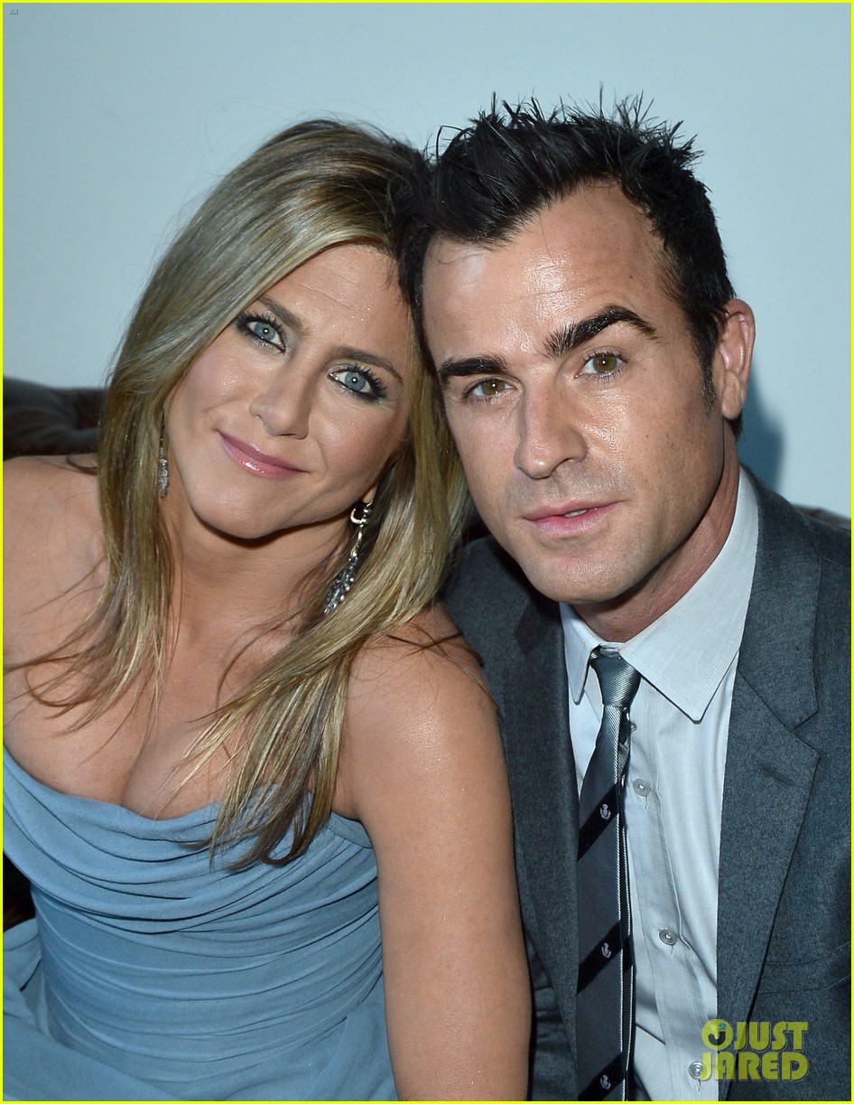 jennifer aniston life of crime cocktails with justin theroux 152952469