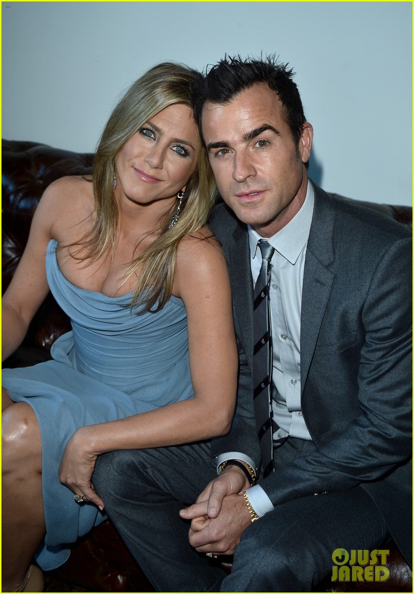 jennifer aniston life of crime cocktails with justin theroux 162952470