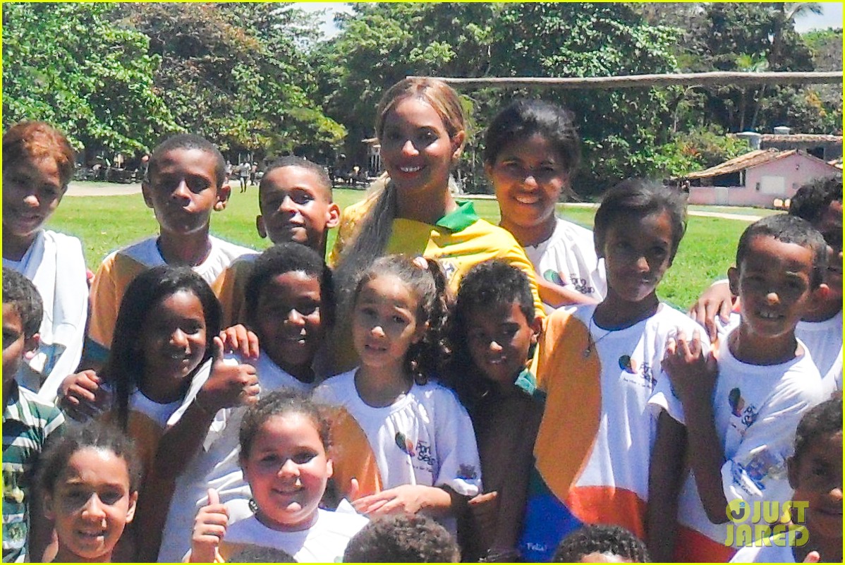 beyonce shows off soccer skills at brazil public school 062954235