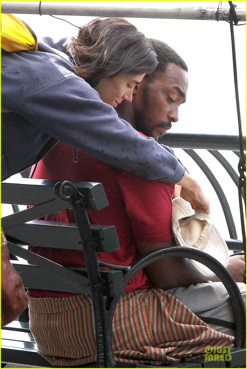 jennifer connelly anthony mackie hold hands for shelter 02