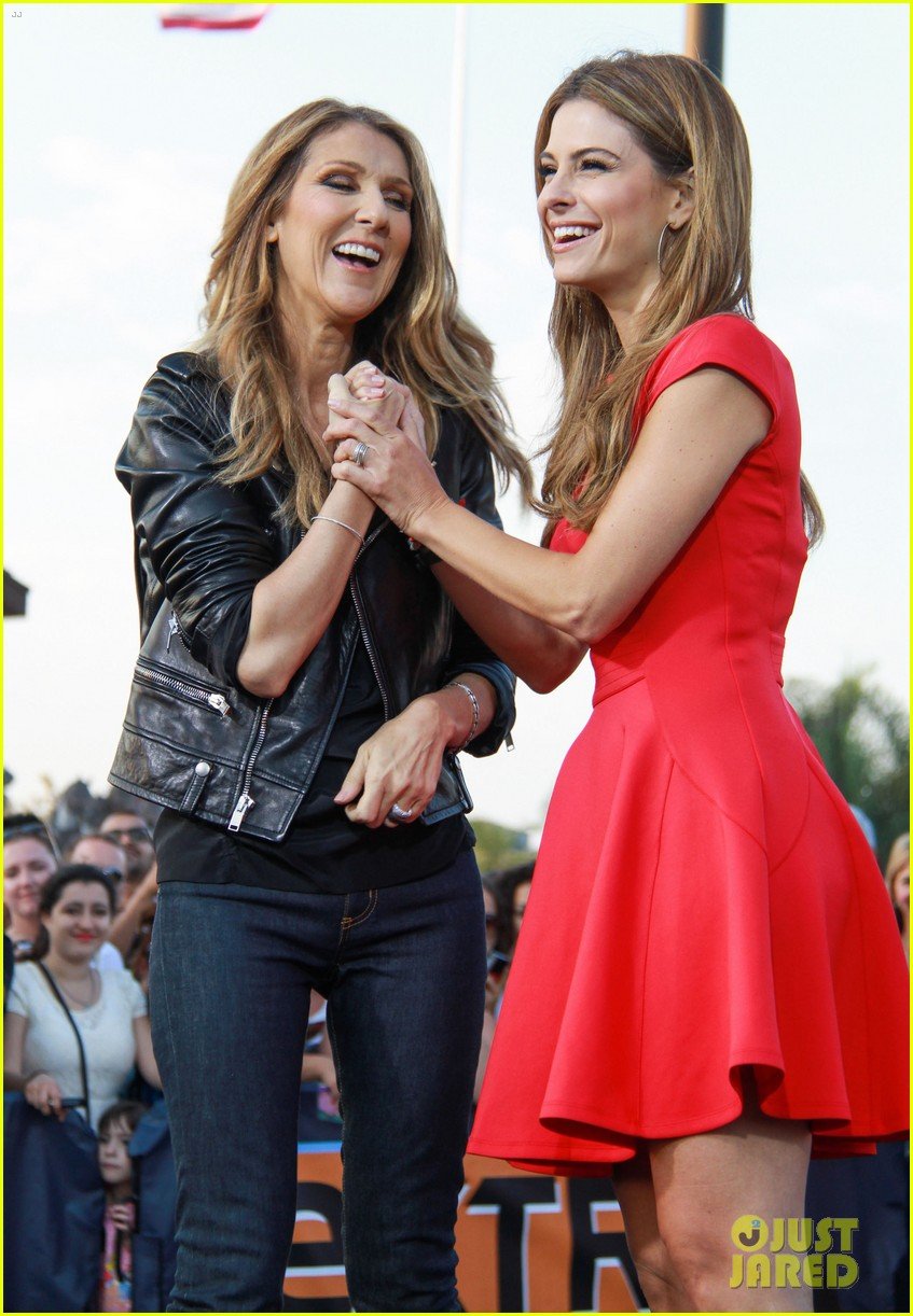 celine dion tapes extra appearance with maria menounos 06