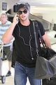zac efron tom welling lax arrival after toronto film festival 14