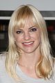 anna faris will forte cloudy cast supports food bank 15