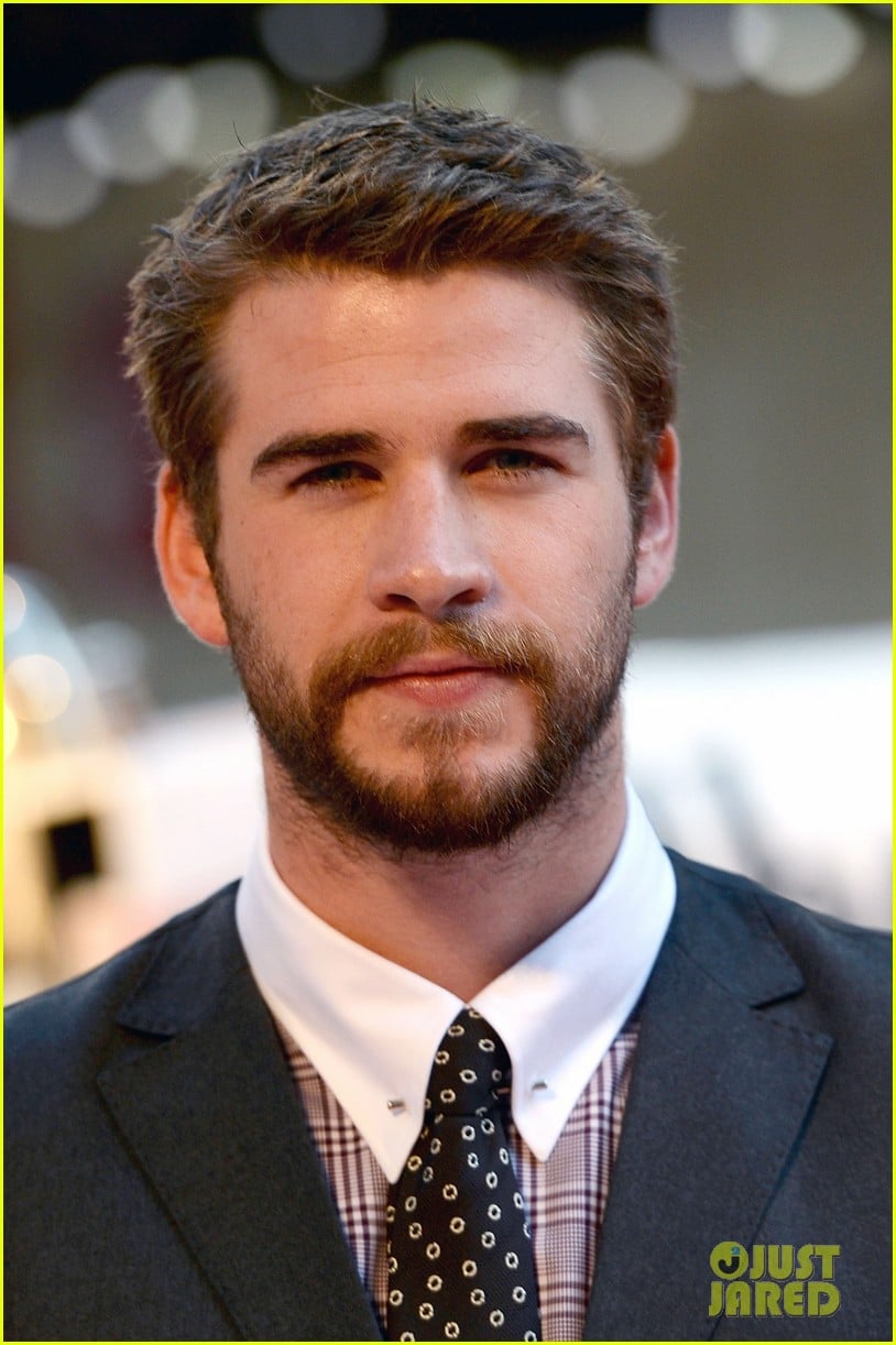 liam hemsworth supports brother chris at rush premiere 08