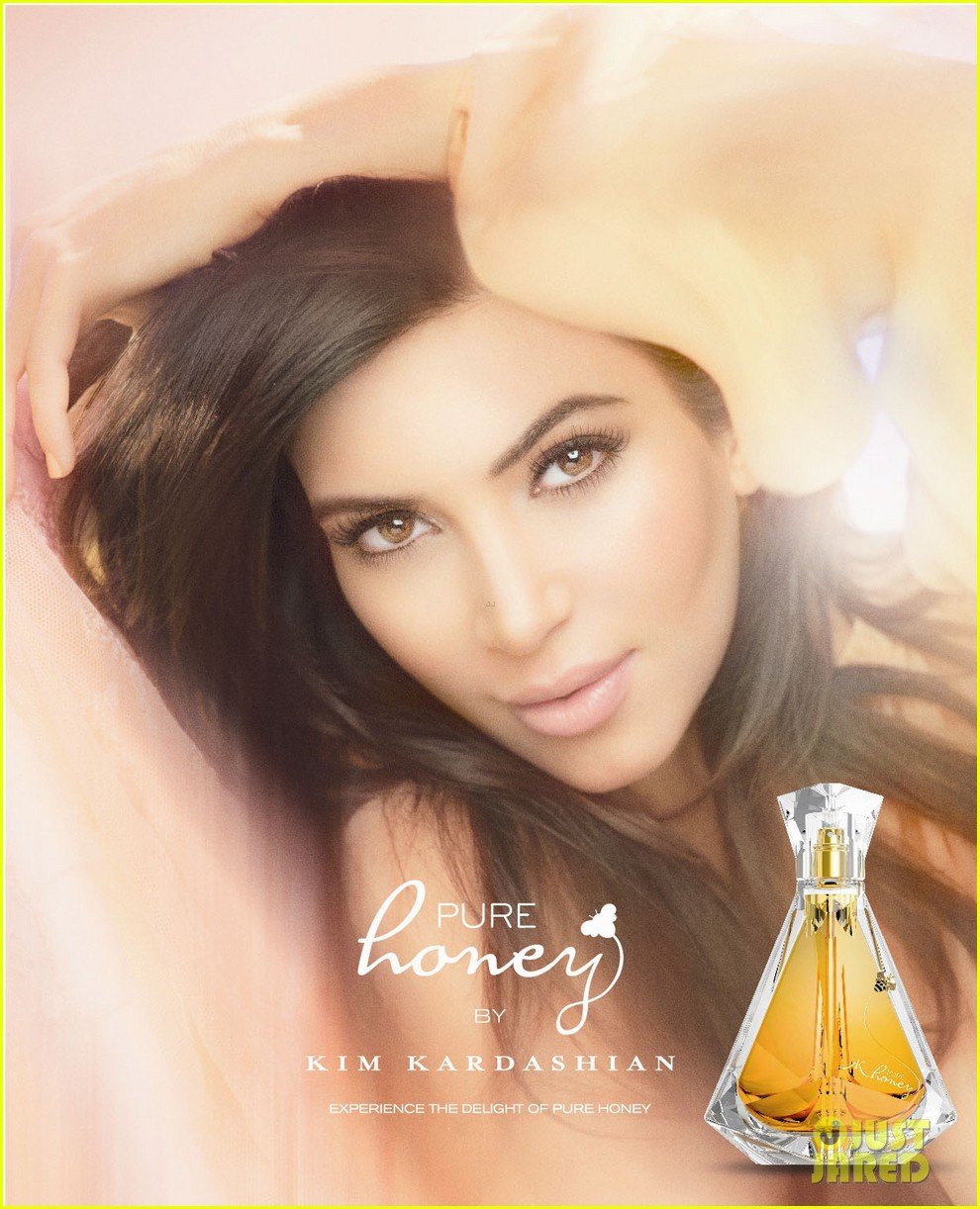 Photo kim kardashian pure honey fragrance campaign pic 01 Photo