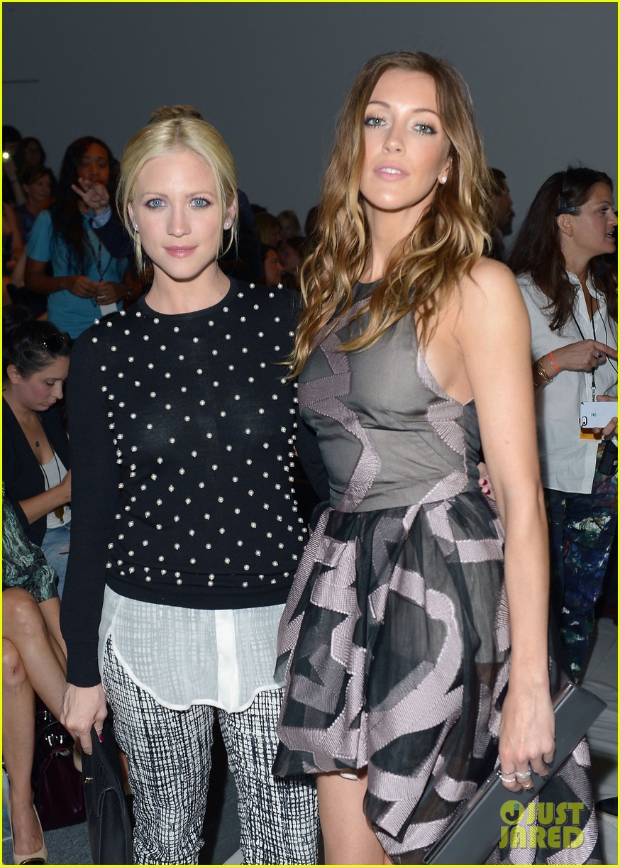 katie cassidy brittany snow front row at lela rose fashion show 122947059