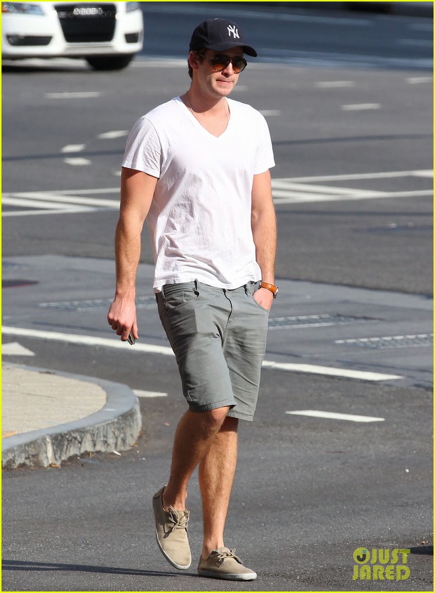 Jennifer Lawrence & Liam Hemsworth: 'Mockingjay' Filming!: Photo ...