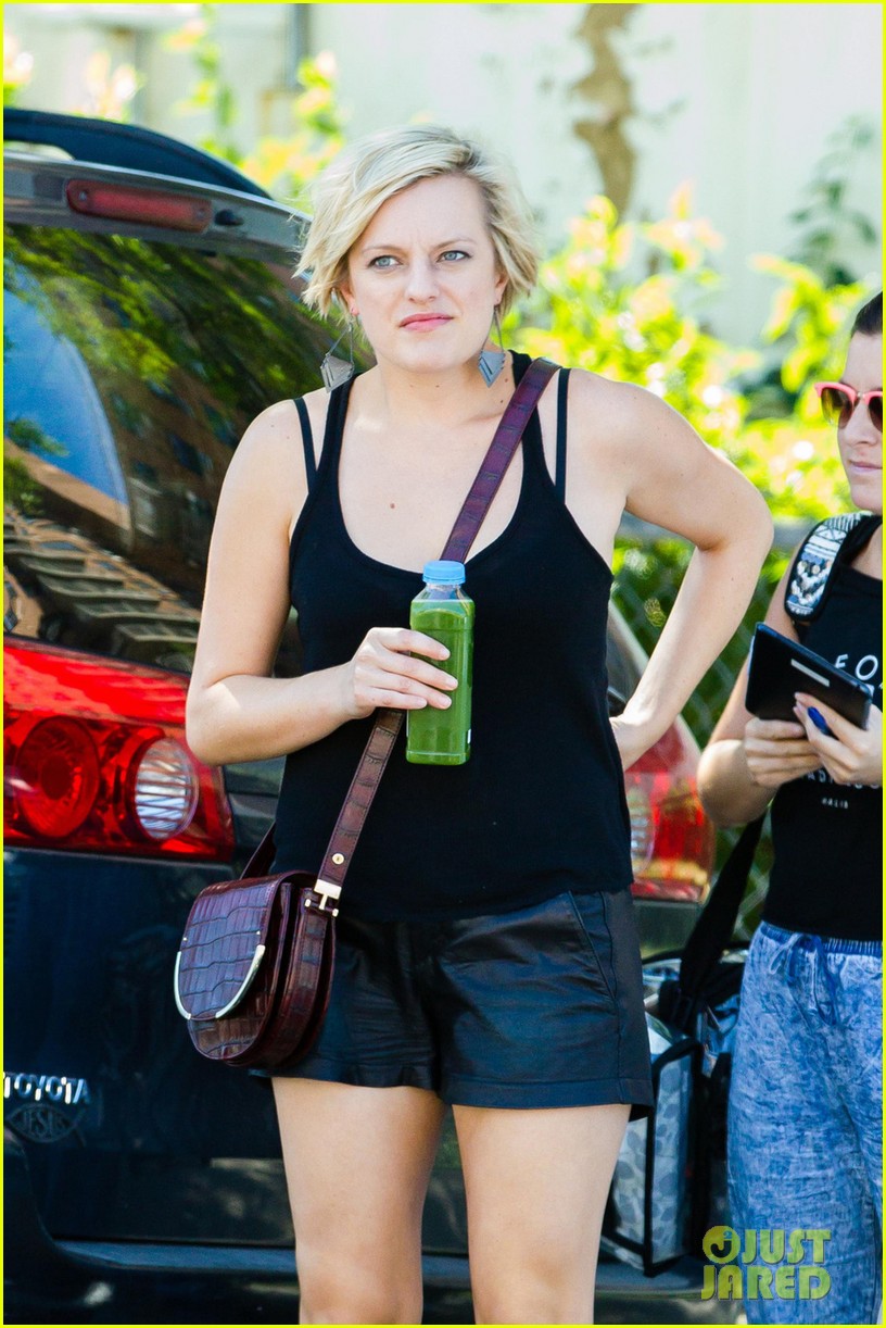 elisabeth moss wears leather shorts for film shoot 022945076