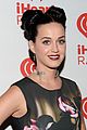 katy perry bares midriff at iheartradio music festival 10