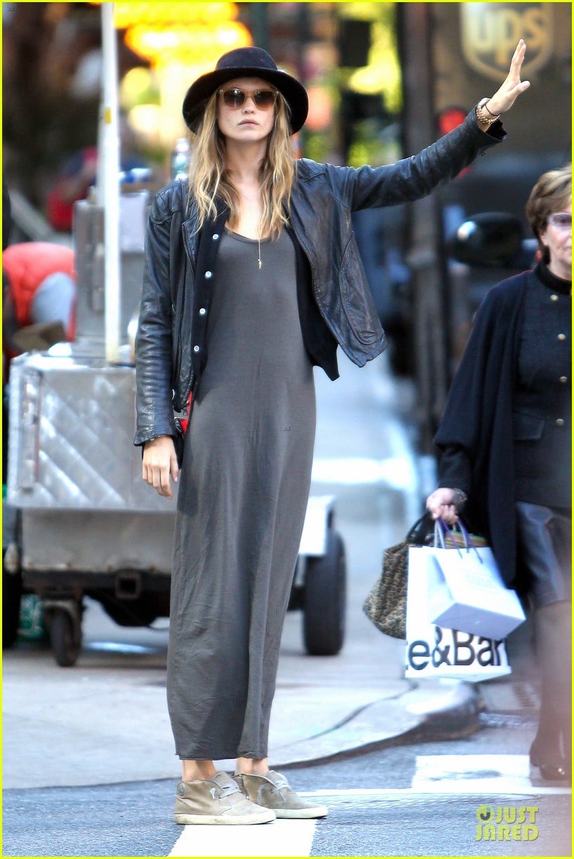 behati prinsloo over the moon about adam levine engagment 012959325