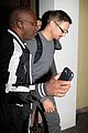 jeremy renner casual lax exit 02