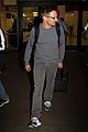 jeremy renner casual lax exit 03