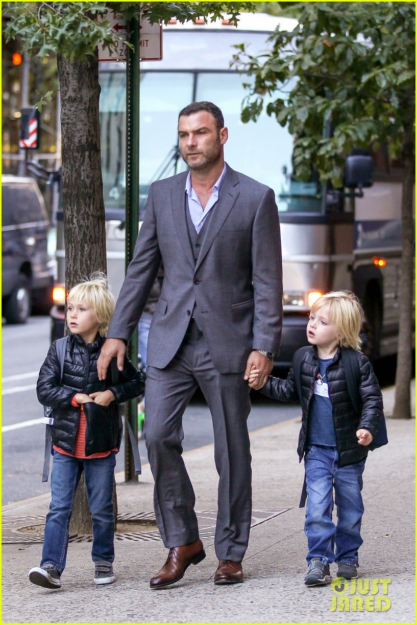 liev schreiber suits up for bike ride with his boys 012959076