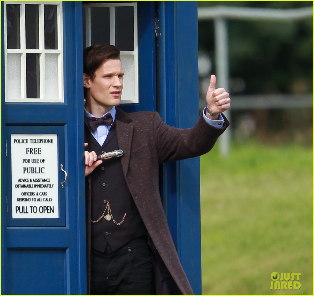 matt smith films doctor who christmas special with jenna coleman 12