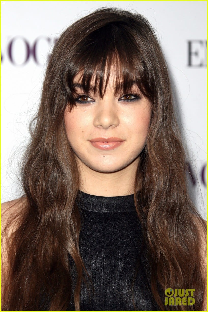 hailee steinfeld douglas booth teen vogue young hollywood party 2013 14
