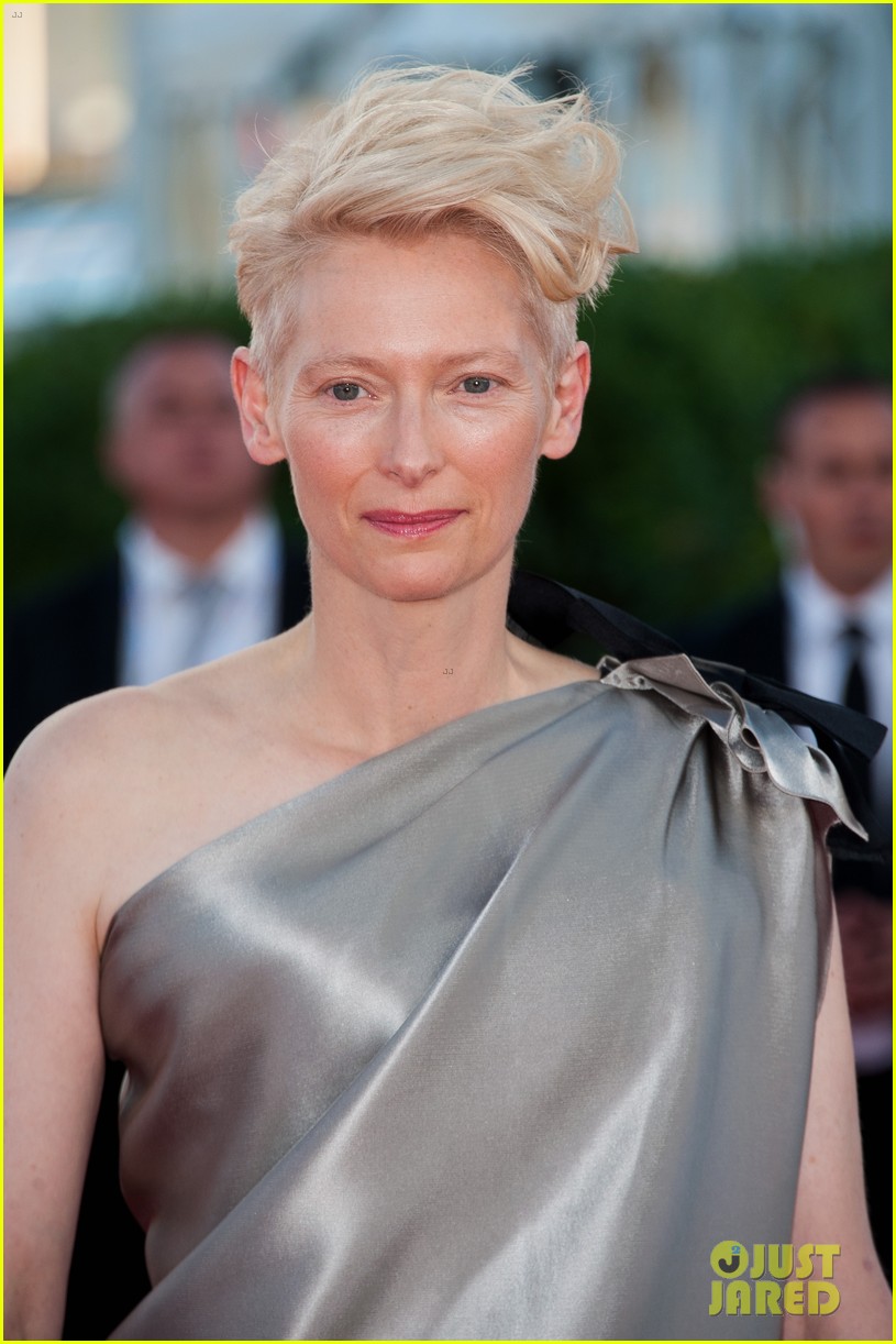Tilda Swinton: 'Snowpiercer' Premiere Closes Deauville Festival!: Photo  2946368 | Tilda Swinton Photos | Just Jared: Entertainment News, image size:815x1222