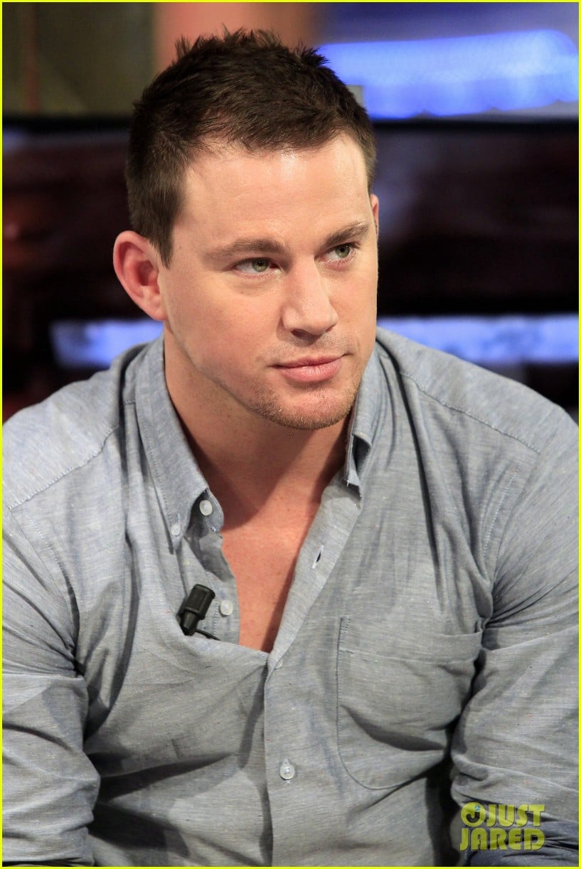 channing tatum hangs in london after spanish tv appearance 13
