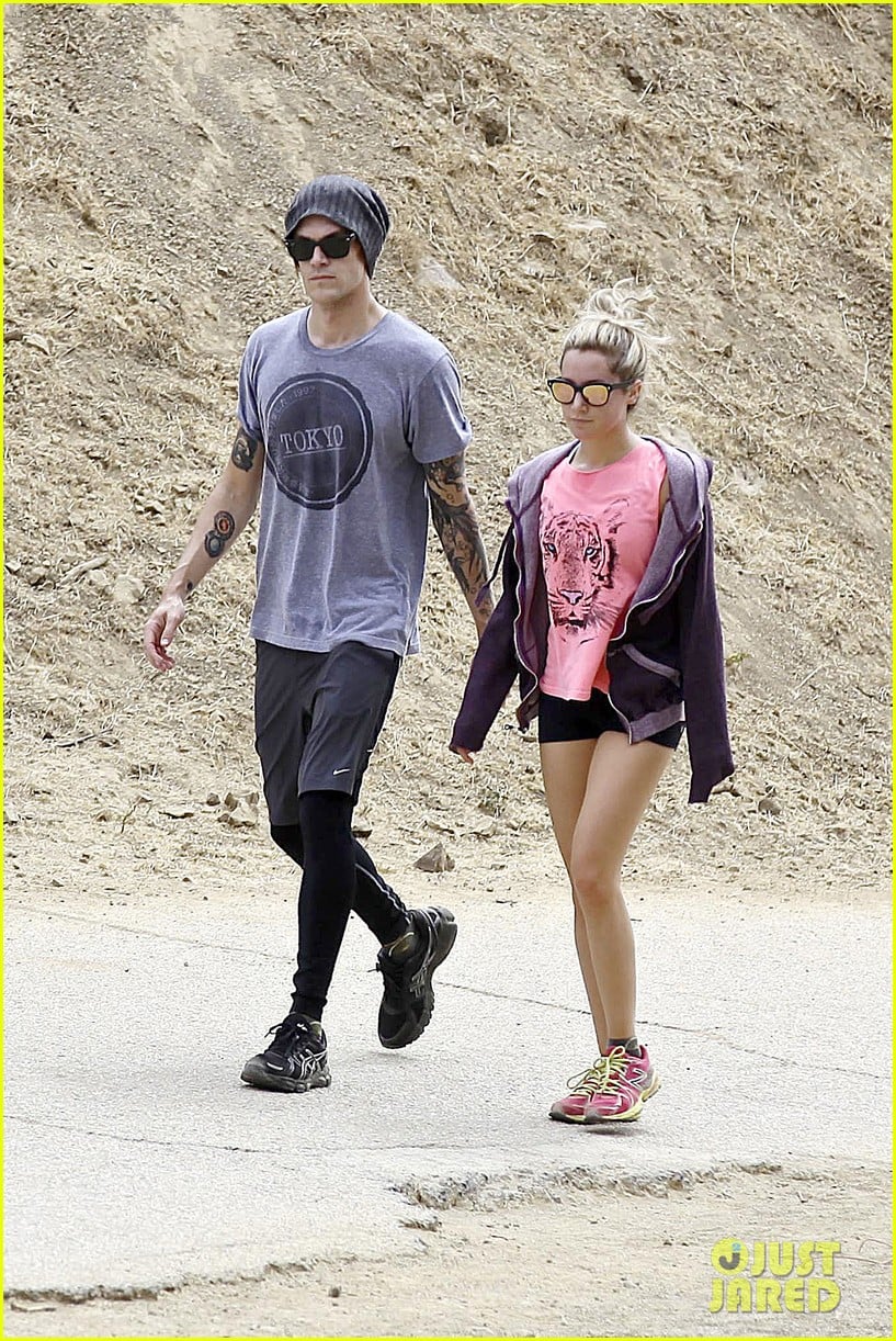 ashley tisdale labor day party with christopher french 142942353