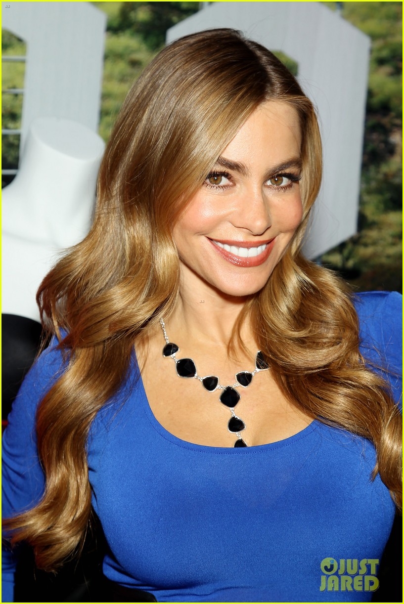 sofia vergara celebrates fall holiday collections for kmart 132959986