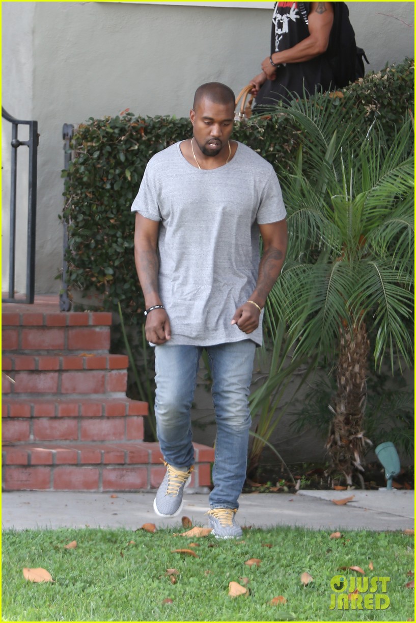 kanye west compares himself to wreck it ralph cartoon character 032960425
