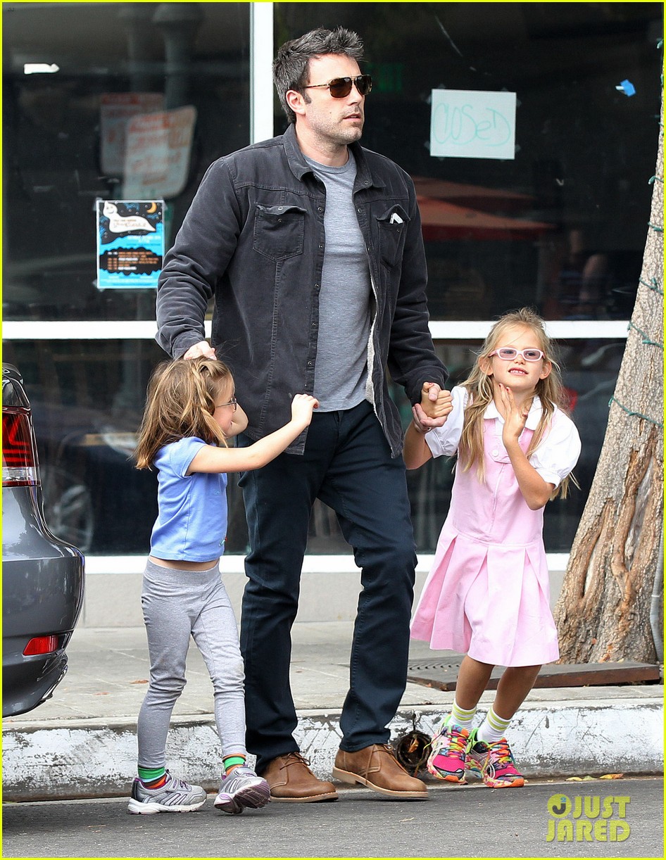 Ben Affleck: Not Practicing Batman Voice Just Yet!: Photo 2977959 | Ben