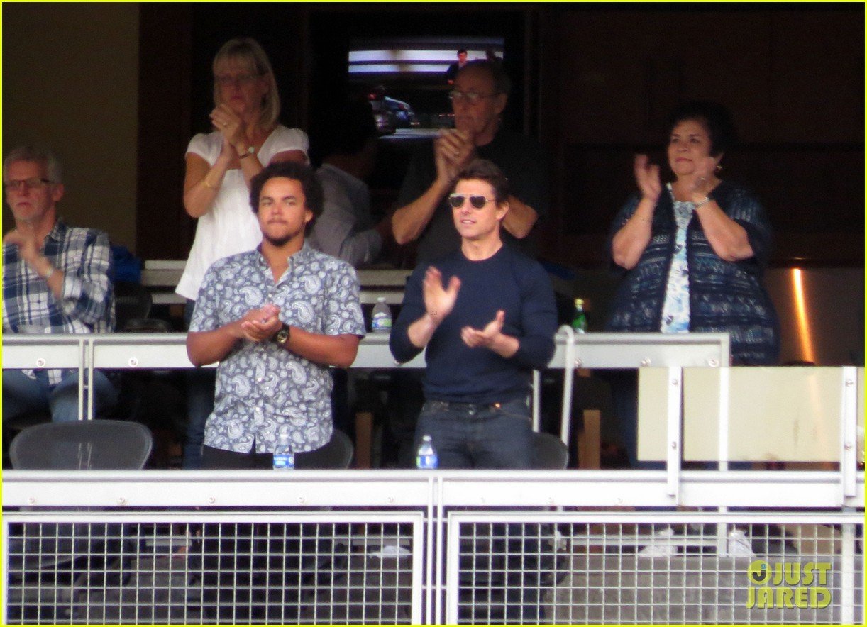 tom cruise dodger game with son connor 052972866